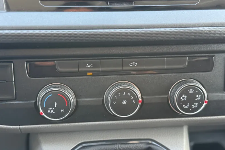 Volkswagen Transporter din 2021 cu 63.511 km - oferta VOL242306 - foto 7