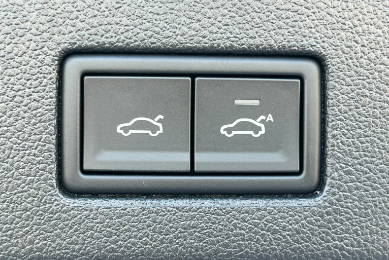 Volkswagen Touareg din 2026 cu 1.000 km - oferta VOL242308 - foto 35