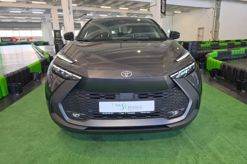 Toyota C-HR din 2024 cu 8.900 km - oferta TOY242311 - foto 3