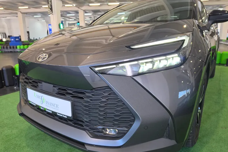 Toyota C-HR din 2024 cu 8.900 km - oferta TOY242311 - foto 32