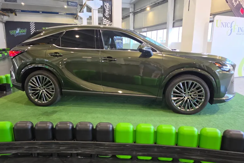 Lexus Seria RX din 2024 cu 26.600 km - oferta LEX242312 - foto 4