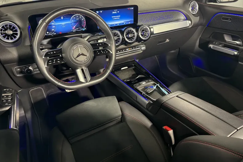 Mercedes-Benz GLB 250 (Clasa GLB) din 2025 cu 9.747 km - oferta MER242314 - foto 11