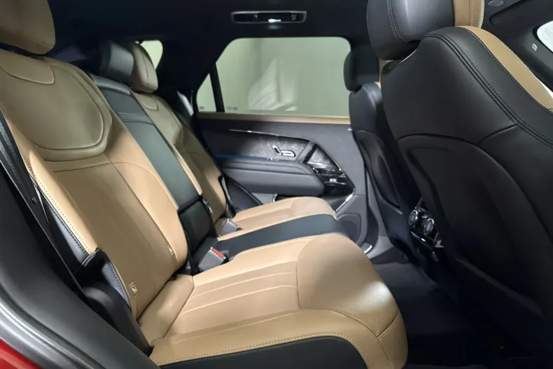 Land Rover Range Rover Sport din 2023 cu 71.686 km - oferta LAN242316 - foto 12