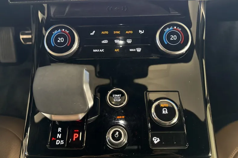 Land Rover Range Rover Sport din 2023 cu 71.686 km - oferta LAN242316 - foto 17
