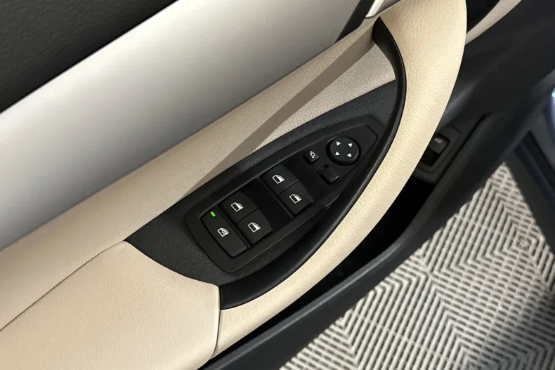 BMW X1 (Seria X) din 2020 cu 94.559 km - oferta BMW242318 - foto 14