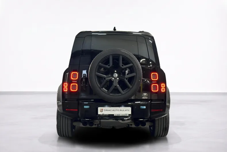 Land Rover Defender din 2022 cu 45.398 km - oferta LAN242320 - foto 4