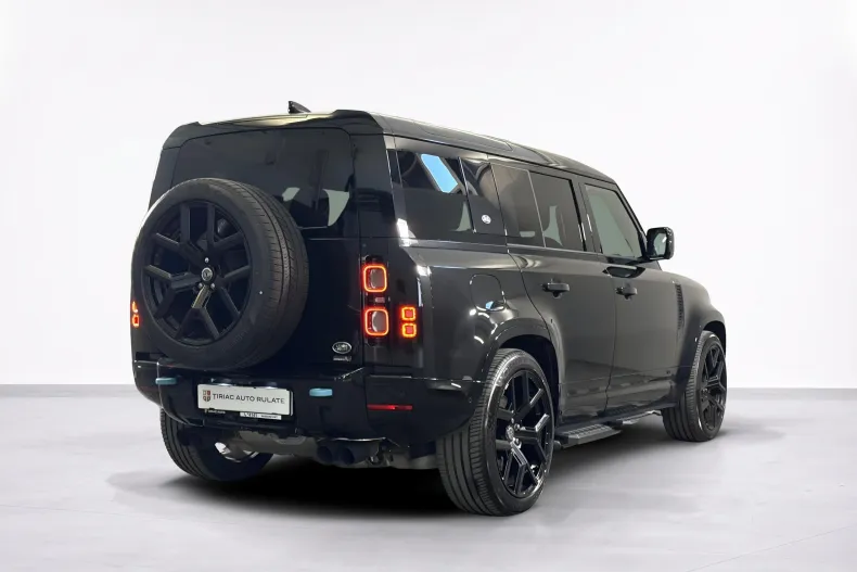 Land Rover Defender din 2022 cu 45.398 km - oferta LAN242320 - foto 5