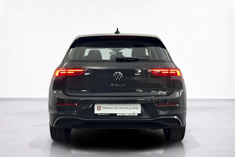 Volkswagen Golf din 2023 cu 55.232 km - oferta VOL242325 - foto 4