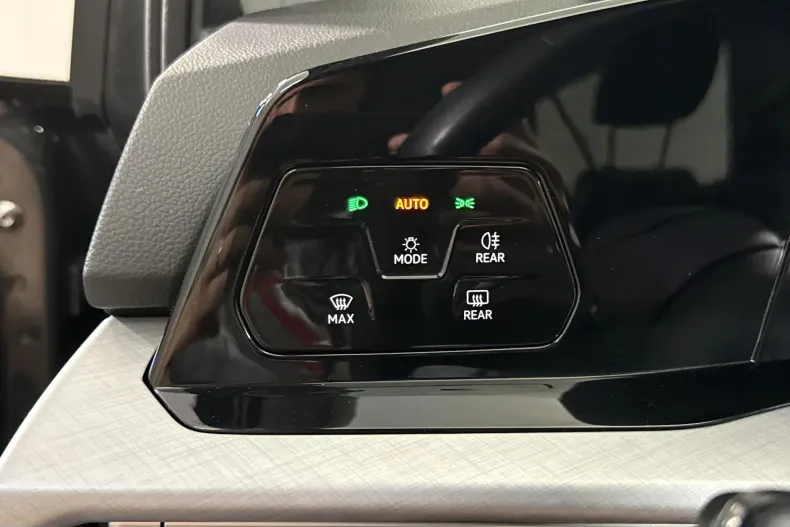 Volkswagen Golf din 2023 cu 55.232 km - oferta VOL242325 - foto 15