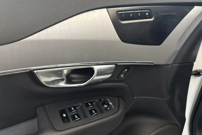 Volvo XC90 din 2021 cu 126.916 km - oferta VOL242328 - foto 15