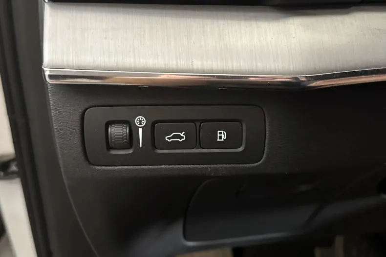 Volvo XC90 din 2021 cu 126.916 km - oferta VOL242328 - foto 16