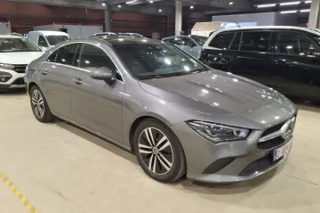 Mercedes-Benz CLA 180 din 2021 - oferta MER242339