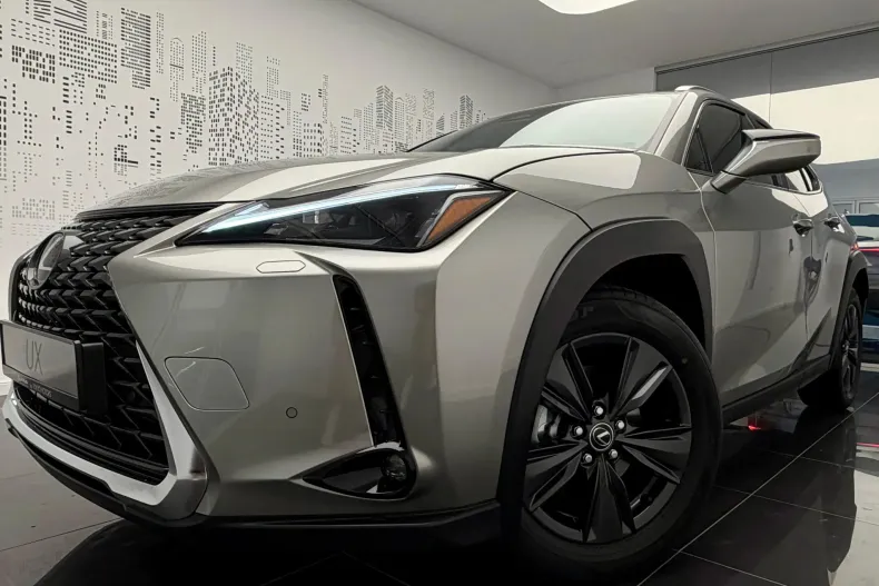Lexus UX din 2026 cu 3 km - oferta LEX242342 - foto 3