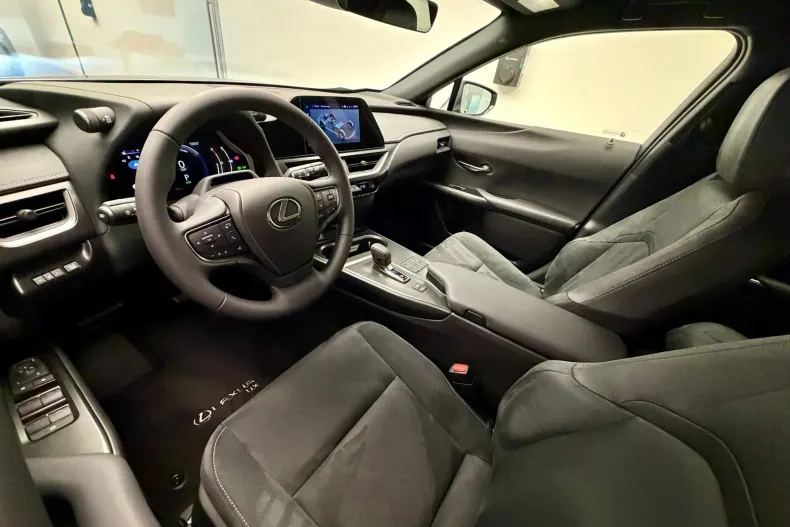Lexus UX din 2026 cu 3 km - oferta LEX242342 - foto 11