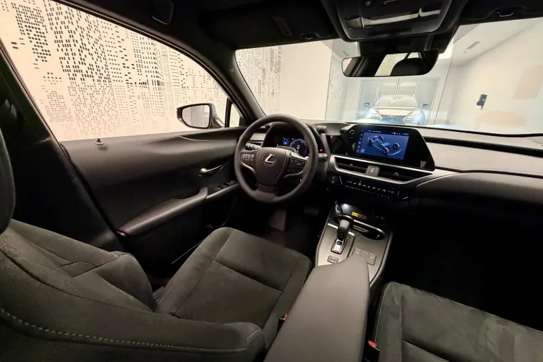Lexus UX din 2026 cu 3 km - oferta LEX242342 - foto 12