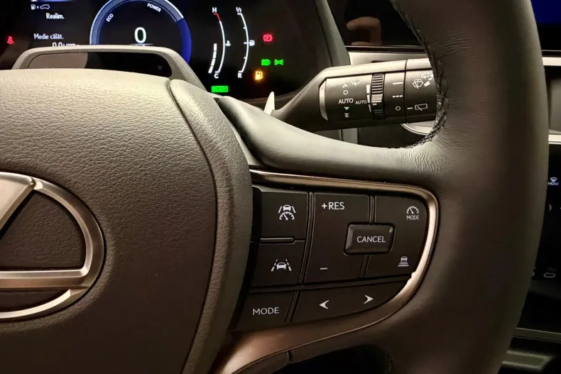 Lexus UX din 2026 cu 3 km - oferta LEX242342 - foto 28