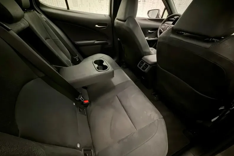 Lexus UX din 2026 cu 3 km - oferta LEX242342 - foto 34