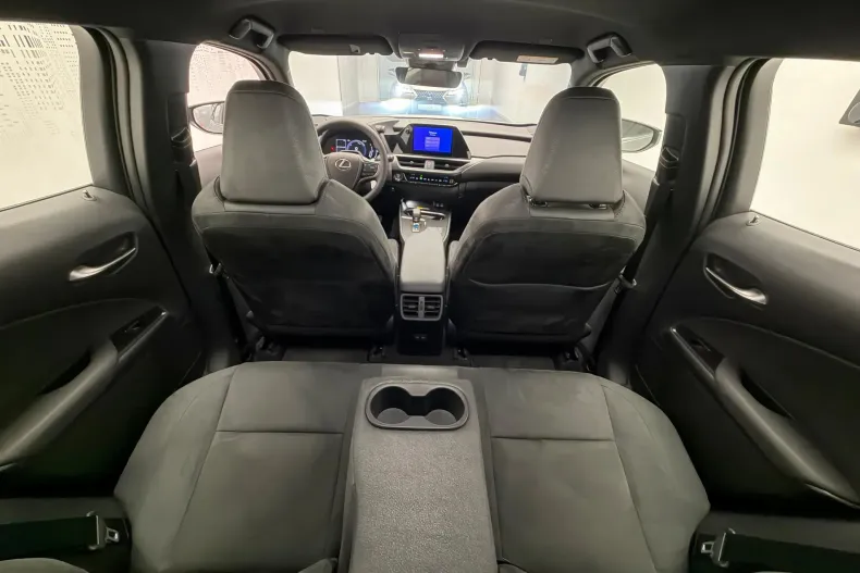 Lexus UX din 2026 cu 3 km - oferta LEX242342 - foto 35