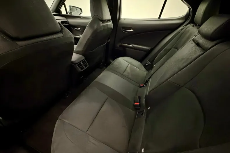 Lexus UX din 2026 cu 3 km - oferta LEX242342 - foto 37