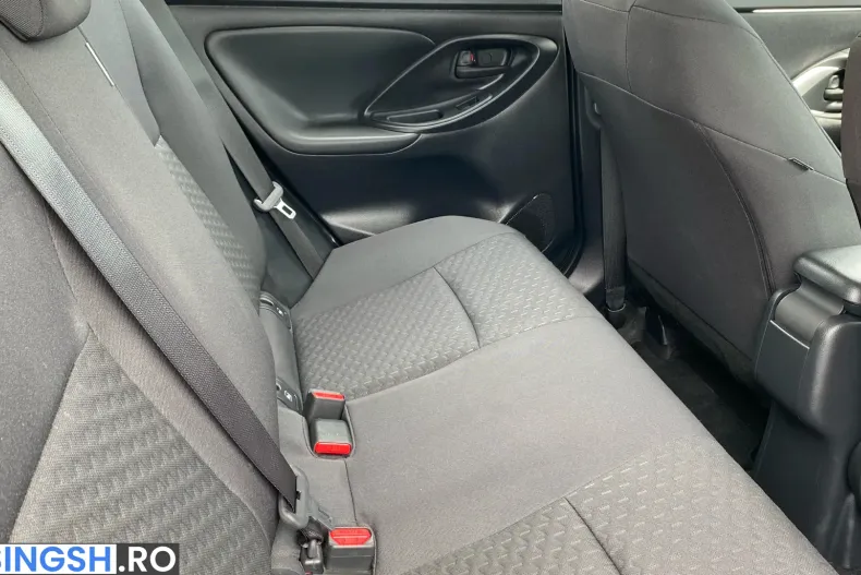 Toyota Yaris Cross din 2026 cu 2.500 km - oferta TOY242347 - foto 7