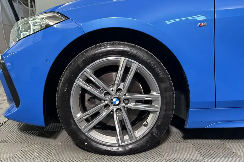 BMW 118i (Seria 1) din 2023 cu 43.662 km - oferta BMW242348 - foto 13