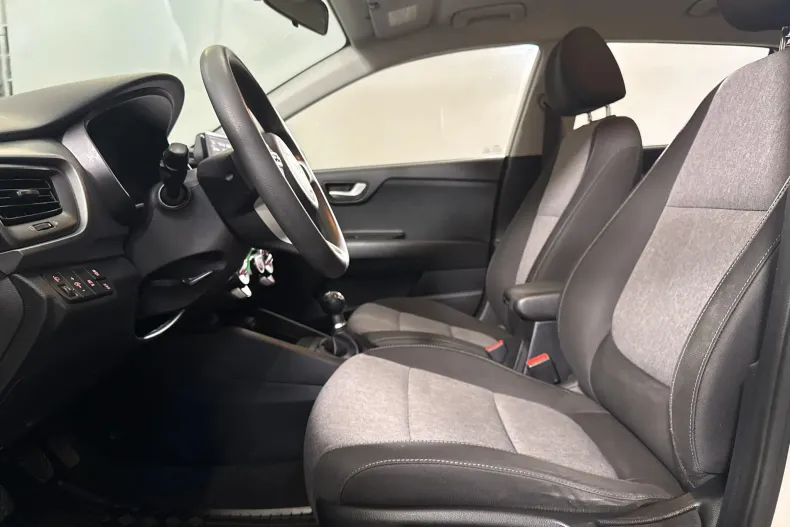 Kia Stonic din 2022 cu 120.233 km - oferta KIA242350 - foto 19