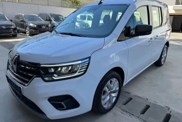 Renault Kangoo din 2022 - oferta REN242357