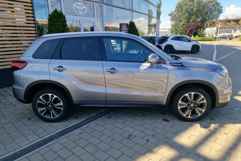 Suzuki Vitara din 2023 cu 53.597 km - oferta SUZ242358 - foto 7