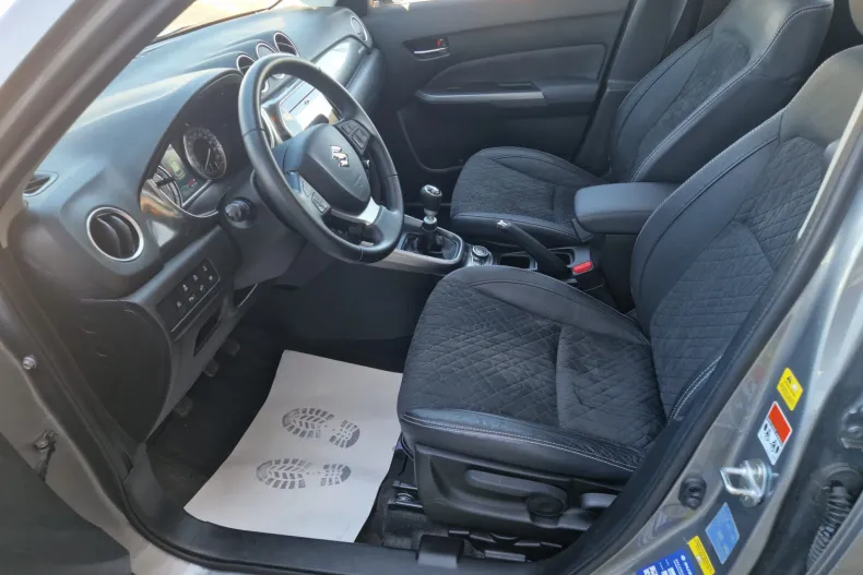 Suzuki Vitara din 2023 cu 53.597 km - oferta SUZ242358 - foto 9