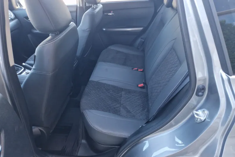Suzuki Vitara din 2023 cu 53.597 km - oferta SUZ242358 - foto 21