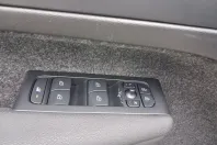 Volvo XC40 din 2022 cu 44.683 km - oferta VOL242360 - foto 9