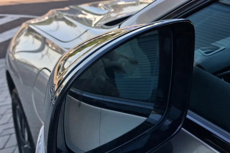 Volvo XC60 din 2026 cu 3.167 km - oferta VOL242361 - foto 11