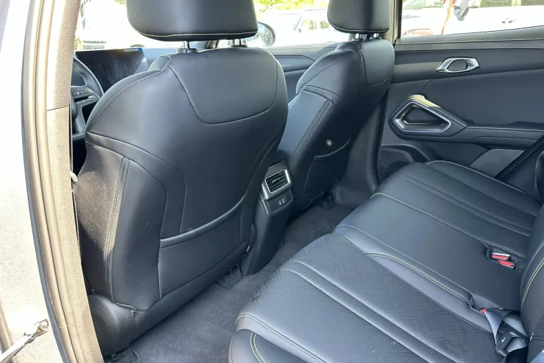 BYD ATTO 2 din 2026 cu 5.938 km - oferta BYD242365 - foto 15