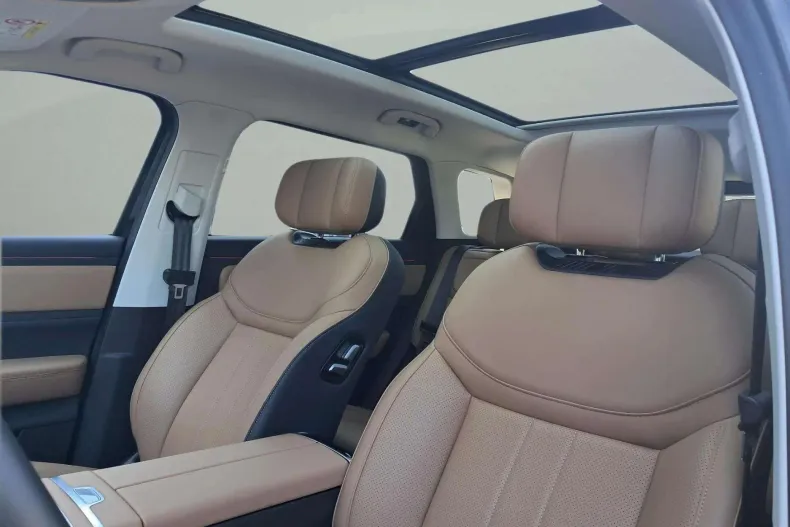 Jaecoo 7 din 2025 cu 4.800 km - oferta JAE242373 - foto 11