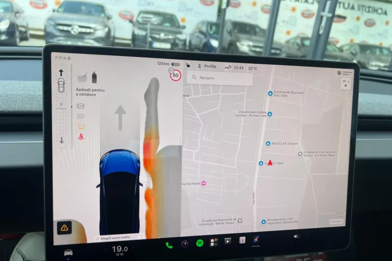 Tesla Model 3 din 2025 cu 42.248 km - oferta TES242376 - foto 15