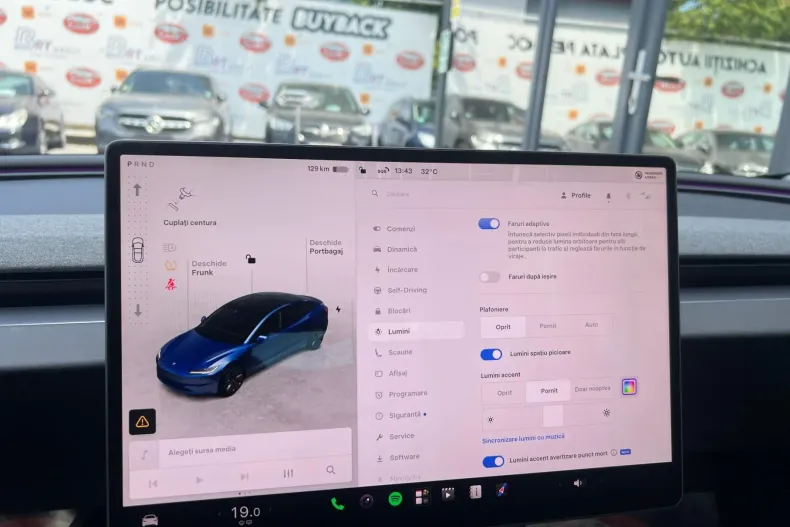 Tesla Model 3 din 2025 cu 42.248 km - oferta TES242376 - foto 23