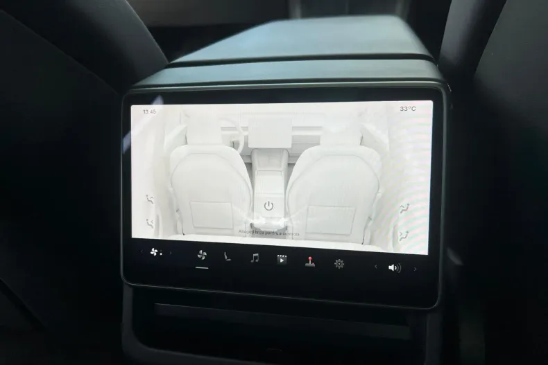 Tesla Model 3 din 2025 cu 42.248 km - oferta TES242376 - foto 39