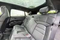 Porsche Taycan din 2022 cu 84.000 km - oferta POR242395 - foto 18