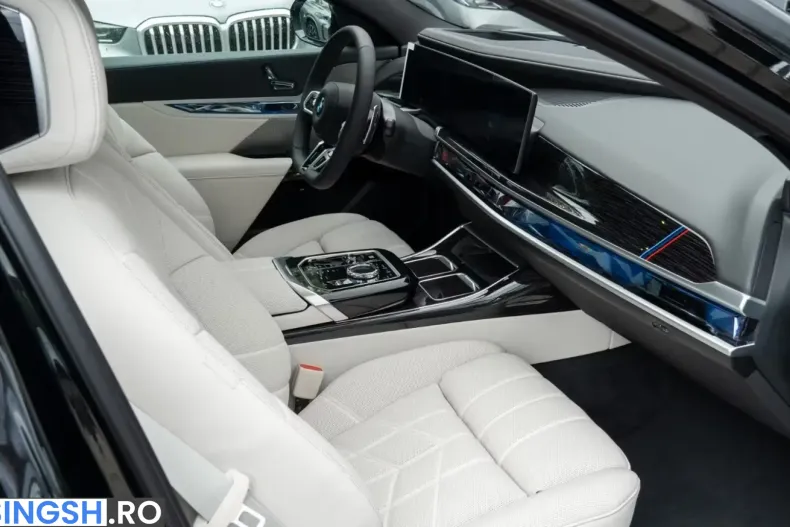 BMW 740 (Seria 7) din 2025 cu 16.500 km - oferta BMW242398 - foto 15