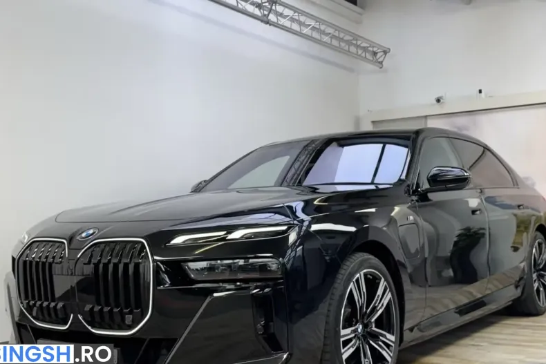 BMW 750 (Seria 7) din 2025 cu 17.700 km - oferta BMW242403 - foto 1