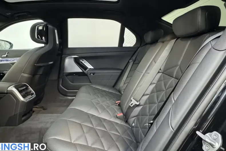 BMW 750 (Seria 7) din 2025 cu 17.700 km - oferta BMW242403 - foto 20