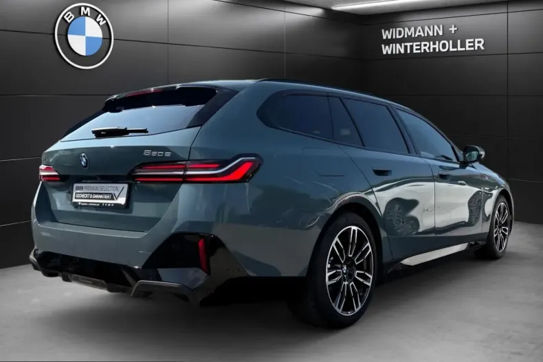 BMW 550 (Seria 5) din 2025 cu 14.400 km - oferta BMW242411 - foto 2