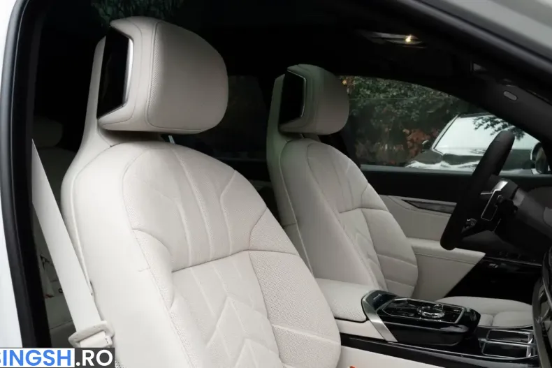 BMW 740 (Seria 7) din 2025 cu 12.000 km - oferta BMW242415 - foto 14