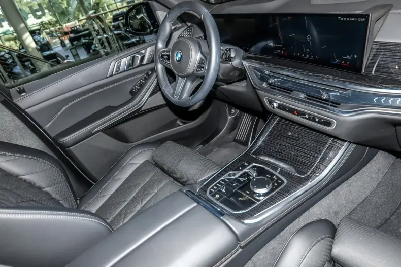 BMW X5 (Seria X) din 2025 cu 13.835 km - oferta BMW242416 - foto 14