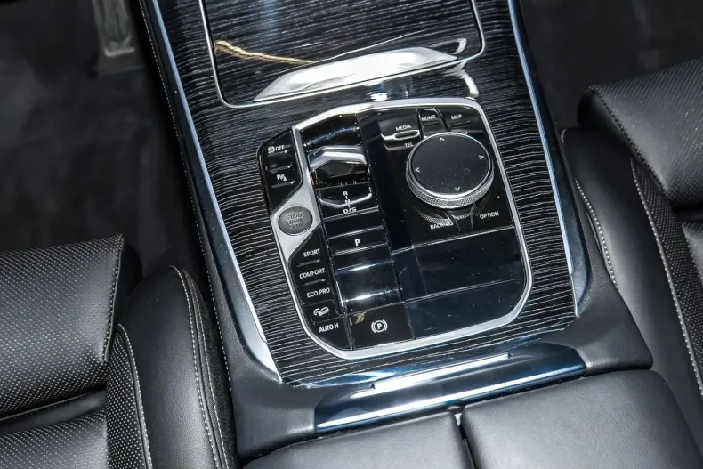 BMW X5 (Seria X) din 2025 cu 13.835 km - oferta BMW242416 - foto 19