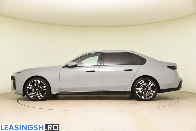 BMW 740 (Seria 7) din 2024 cu 21.950 km - oferta BMW242422 - foto 2
