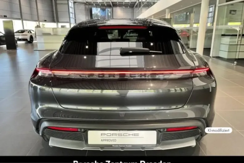 Porsche Taycan din 2023 cu 82.900 km - oferta POR242428 - foto 10