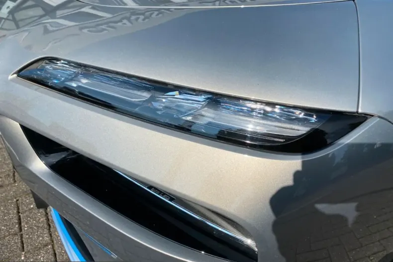 BMW i7 (Seria 7) din 2022 cu 7.258 km - oferta BMW242431 - foto 25