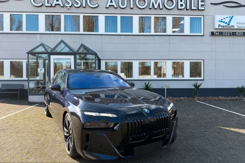 BMW 750 (Seria 7) din 2023 cu 17.188 km - oferta BMW242432 - foto 3