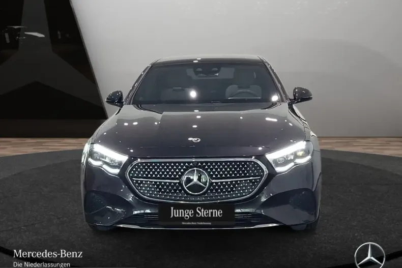 Mercedes-Benz E 220 (Clasa E) din 2025 cu 7.909 km - oferta MER242435 - foto 2